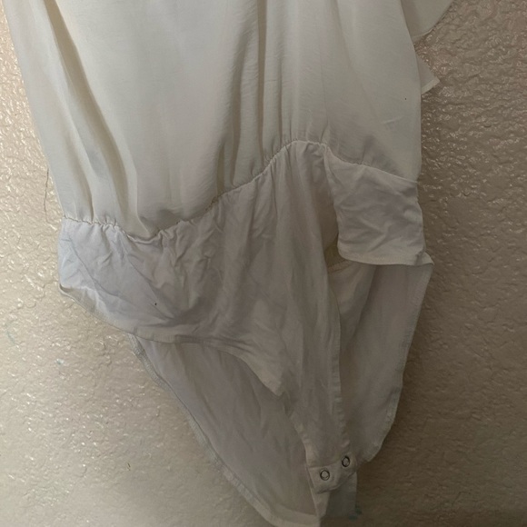 Forever 21- One shoulder bodysuit - Picture 2 of 2